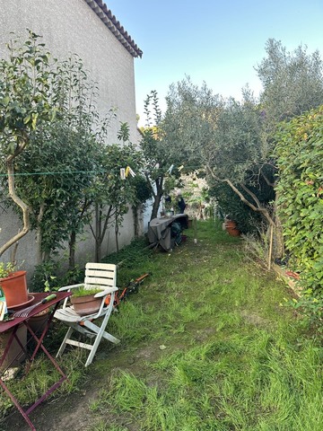 Transformation avant-après d'un petit jardin à La Couronne